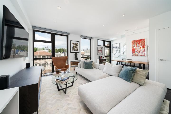 Photo of 349 4th Street Ph