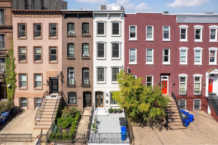 Photo of 526 Hudson Street, Hoboken NJ