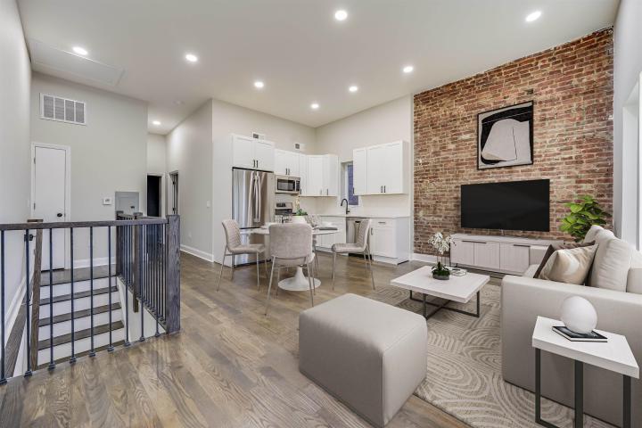 Photo of 172 Mallory Avenue