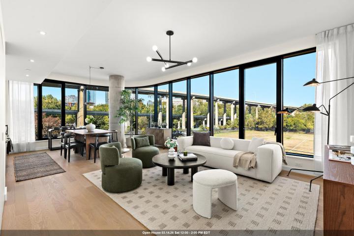 Photo of 387 8th Street 3a