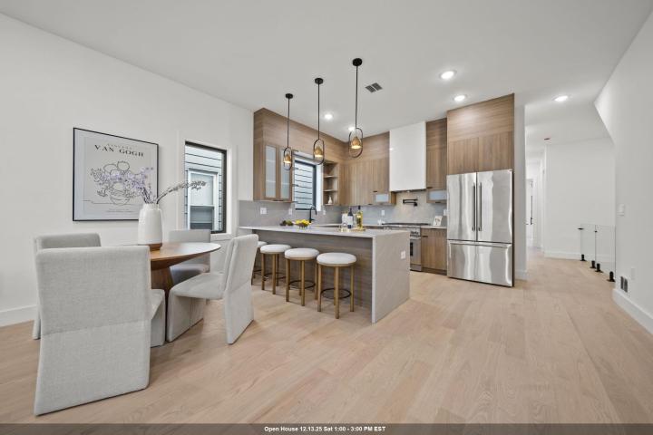 Photo of 13 Lienau Pl 1