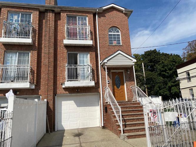 Photo of 51 Rutgers Avenue