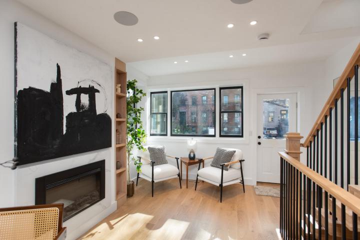 Photo of 274 7th Street