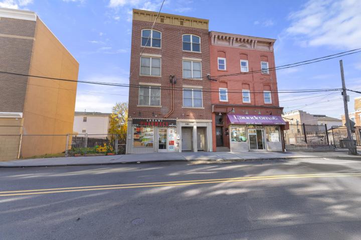 Photo of 381 Communipaw Avenue 201