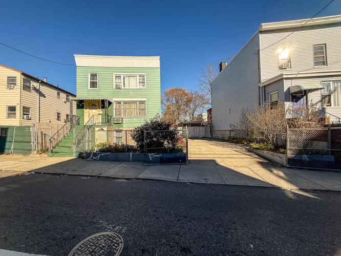 Photo of 170-172 Cator Avenue