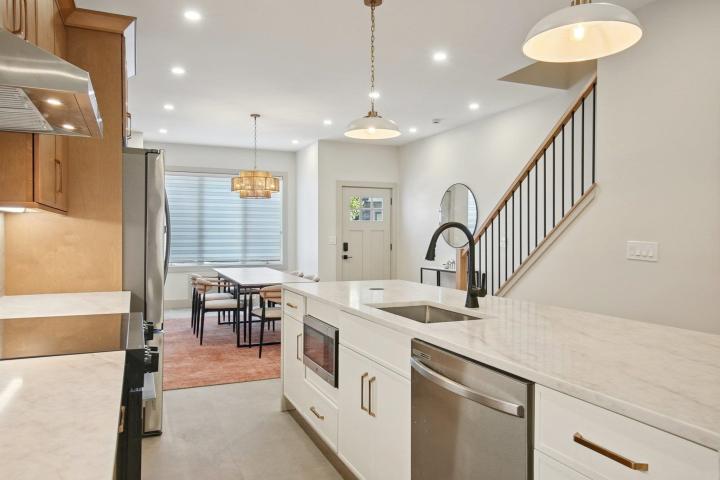 Photo of 121 Clinton Avenue