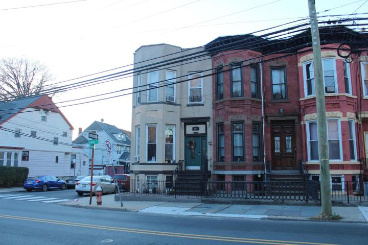 Photo of 185 Summit Avenue