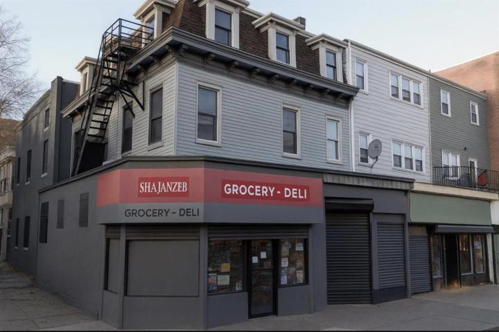 Photo of 131 Monticello Avenue