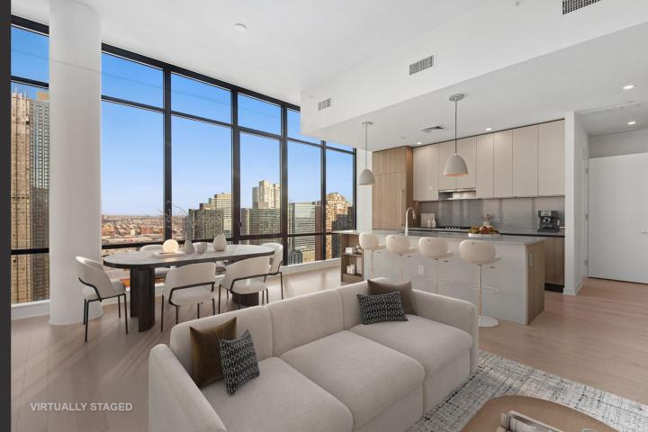 Photo of 155 Bay Street 3308