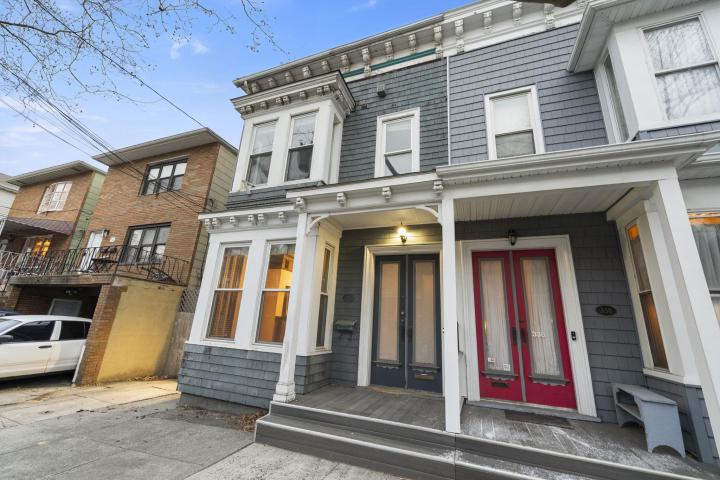 Photo of 340 Ogden Avenue, Jersey City Heights NJ