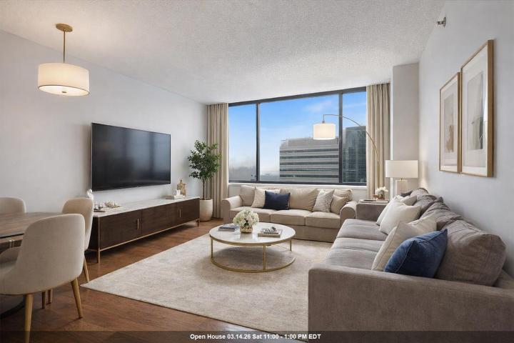 Photo of 45 River Drive South 1705