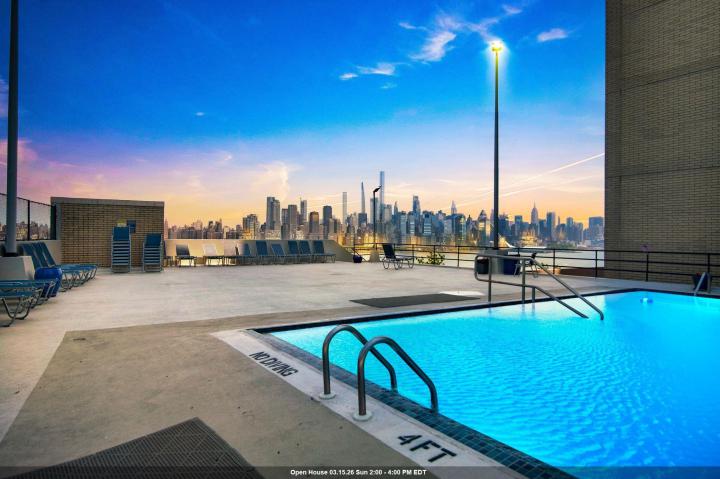 Photo of 6600 Blvd East 18k