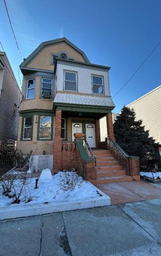 Photo of 333 Danforth Avenue, Jersey City West Bergen NJ