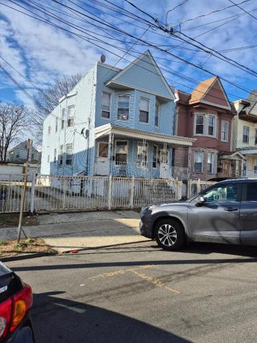 Photo of 77 Pearsall Avenue