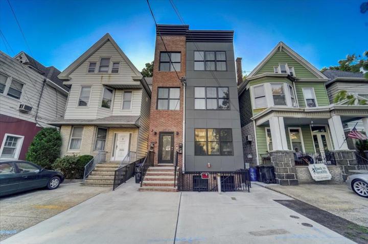 Photo of 2765 Kennedy Boulevard 1, Jersey City Journal Square NJ