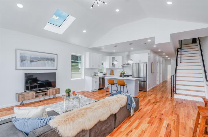 Photo of 85 Myrtle Avenue 2, Jersey City Greenville NJ