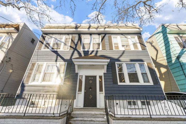 Photo of 264 Lexington Avenue
