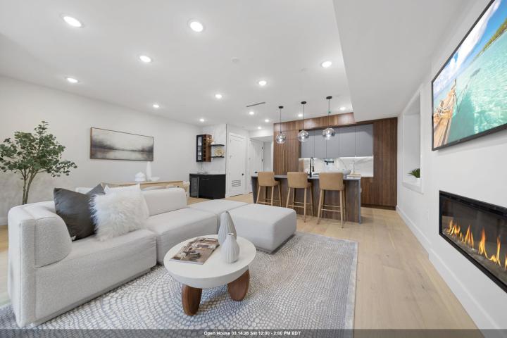 Photo of 373 New York Avenue 1, Jersey City Heights NJ