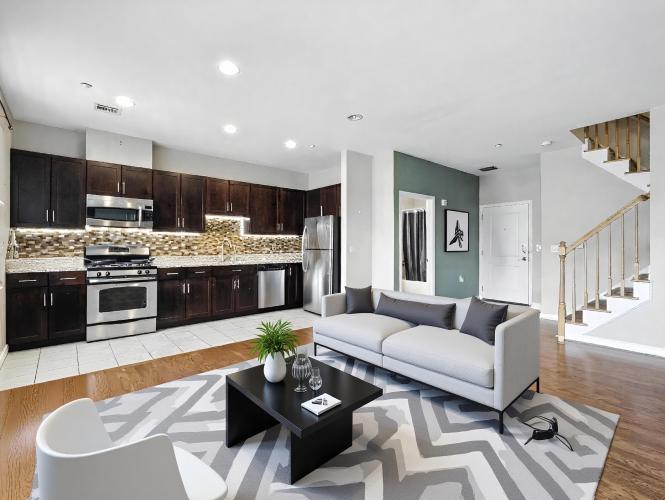 Photo of 1209 Summit Avenue 402