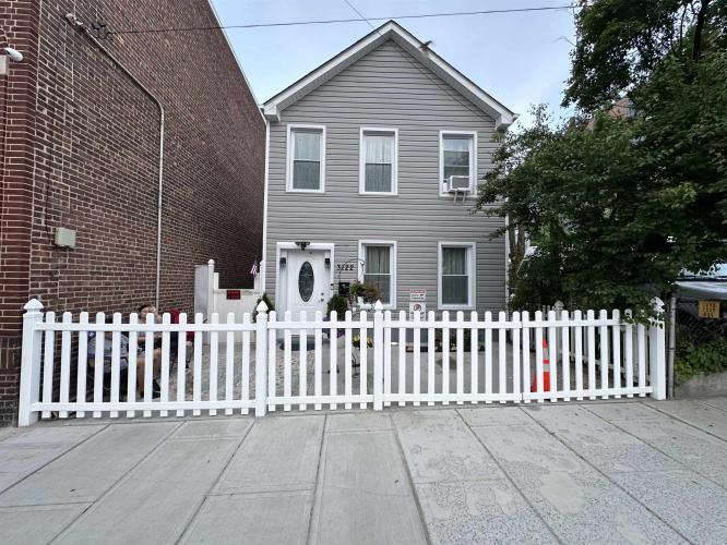 Photo of 3122 Summit Avenue, Union City NJ