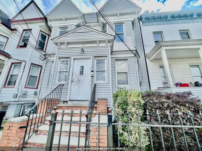 Photo of 68 Rose Avenue