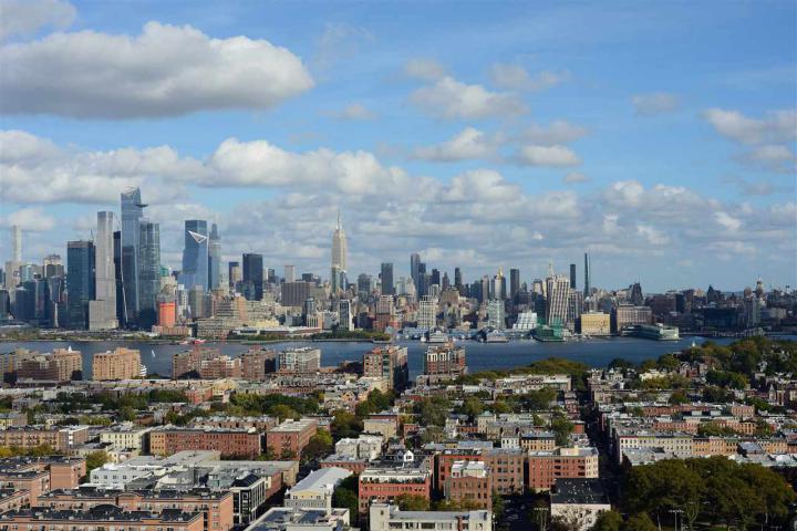 Photo of 100 Manhattan Avenue 1417