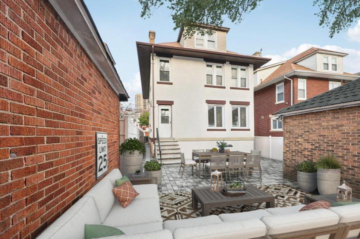 Photo of 21 75th Street