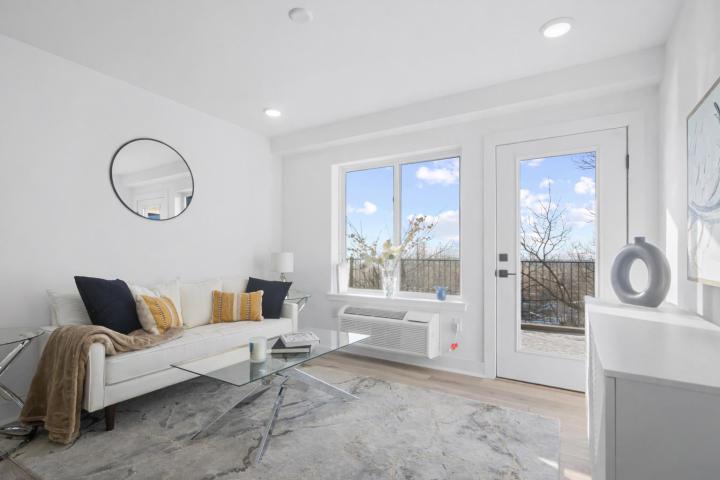 Photo of 2601 Jane Street 201