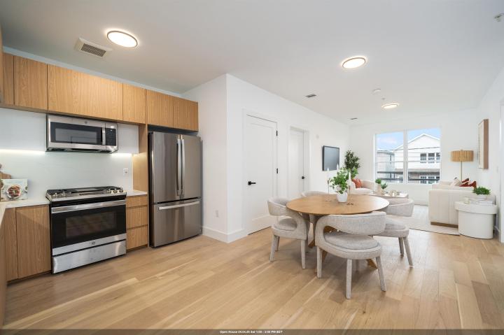 Photo of 649 38th Street 509