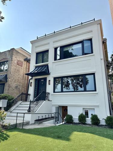 Photo of 6115 Kennedy Boulevard