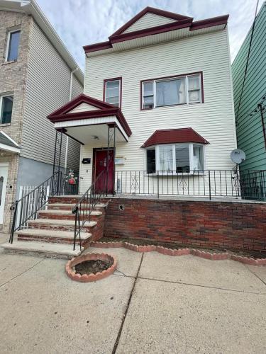 Photo of 118 Williams Avenue