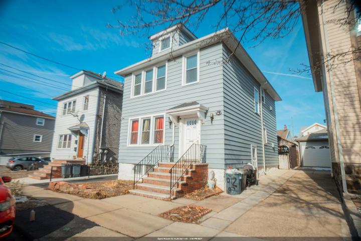 Photo of 912 87th Street