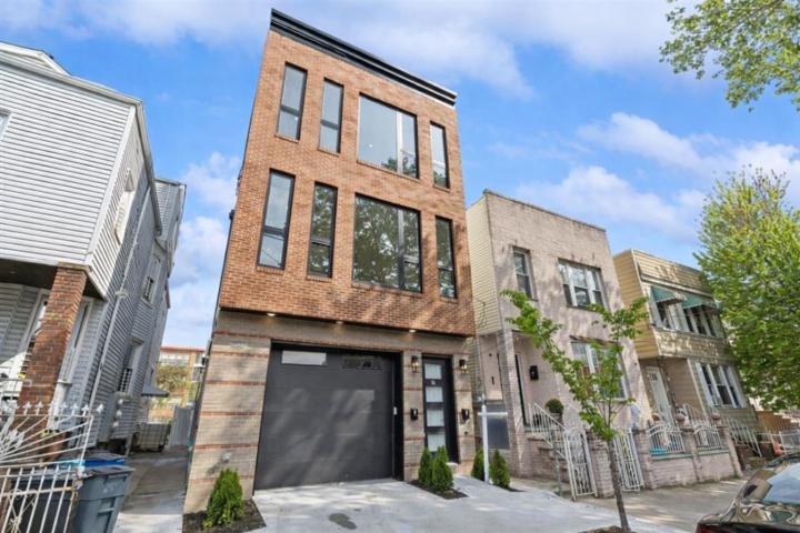 Photo of 220 Freeman Avenue, Jersey City Journal Square NJ