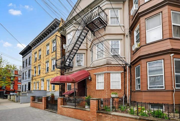 Photo of 15 Jefferson Avenue 2b, Jersey City Heights NJ