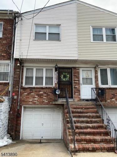 Photo of 154 West Side Avenue