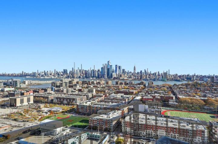 Photo of 100 Manhattan Avenue 2312