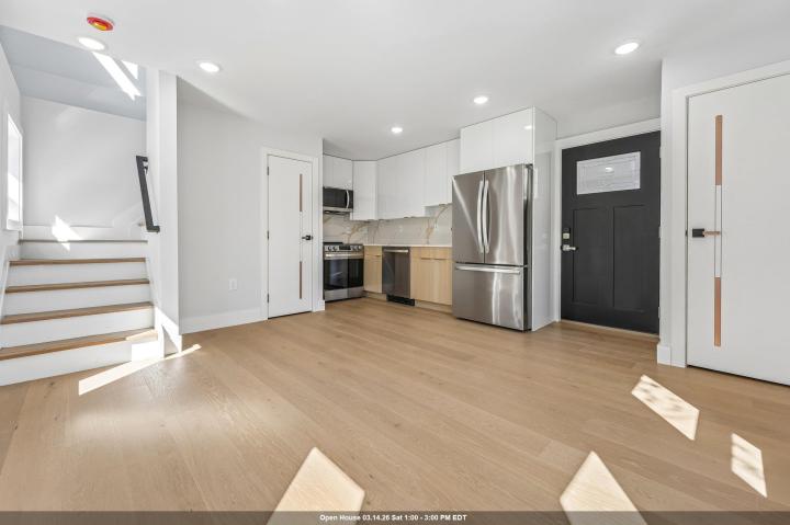 Photo of 85 Bleecker Street A