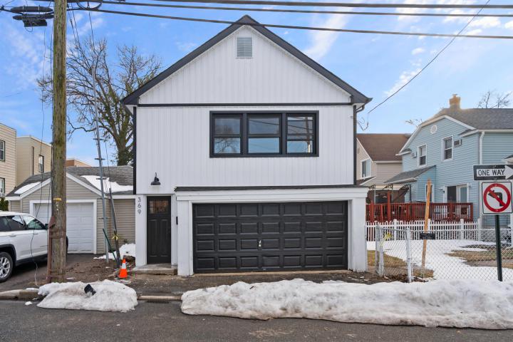 Photo of 369 Hops Lane