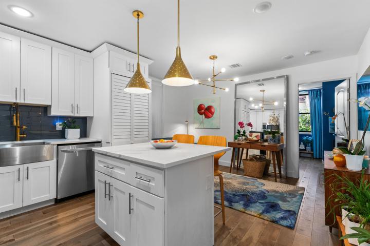 Photo of 41 Beacon Avenue 2