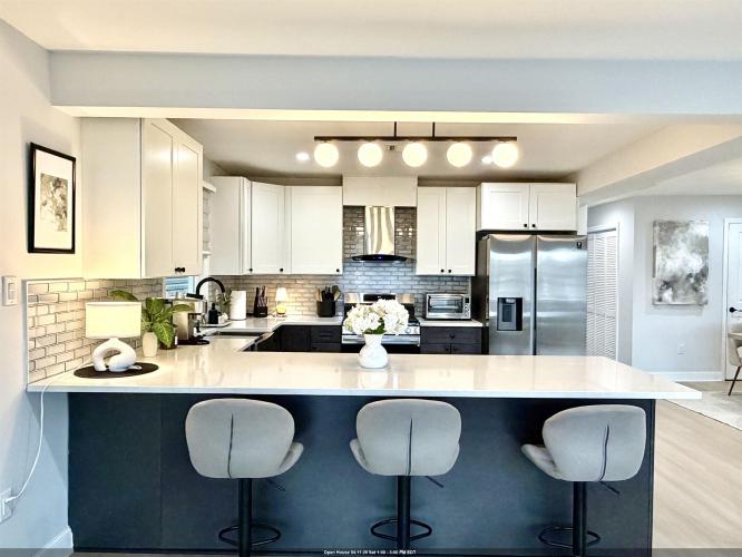 Photo of 28 West 22nd Street B, Bayonne NJ