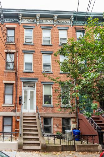 Photo of 281.5 2nd Street