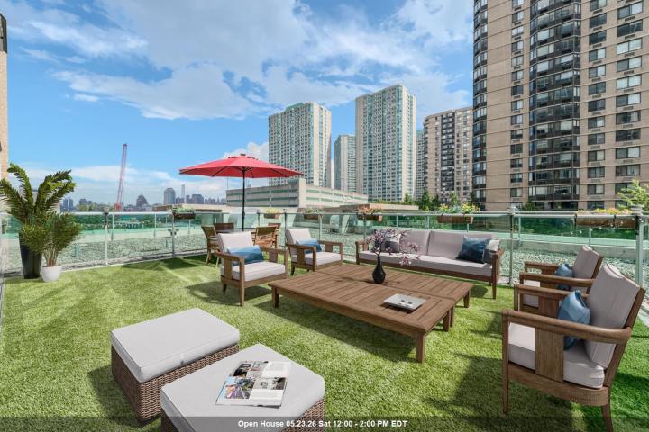 Photo of 20 Newport Parkway 306