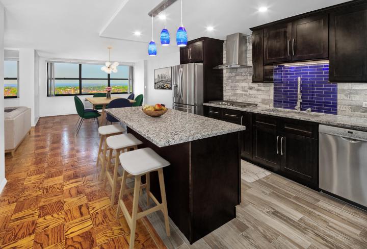 Photo of 7004 Blvd East 38a