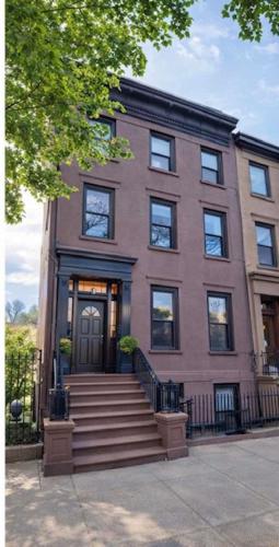 Photo of 119 Grand Street
