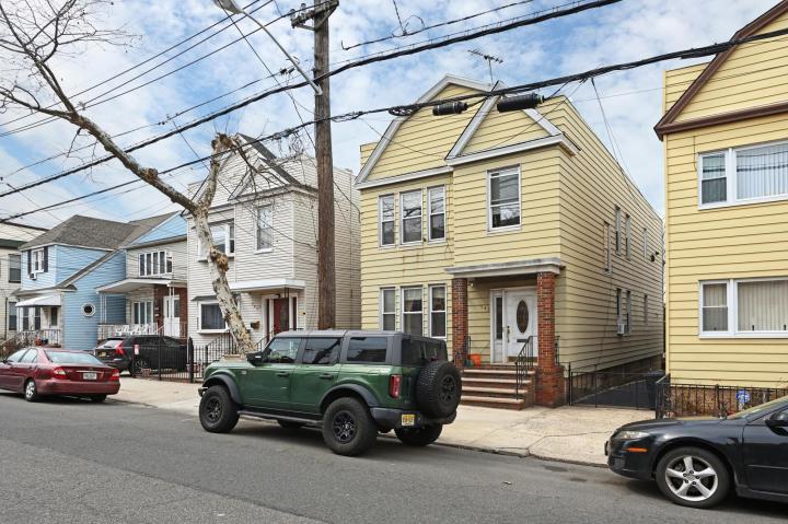 Photo of 543 Liberty Avenue, Jersey City Heights NJ