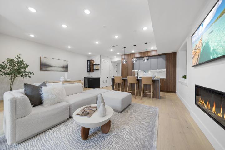 Photo of 373 New York Avenue 1, Jersey City Heights NJ