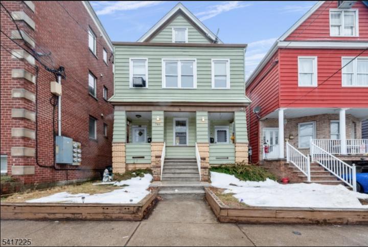 Photo of 761 Kennedy Boulevard, Bayonne NJ