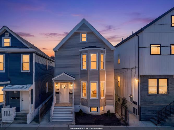 Photo of 319 William Street