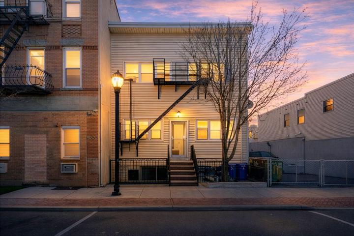 Photo of 513 11th Street