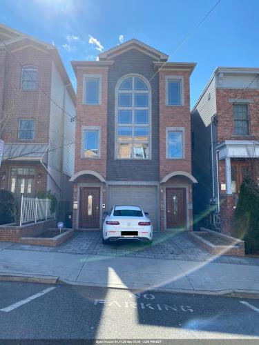 Photo of 99 Leonard Street 1, Jersey City Heights NJ